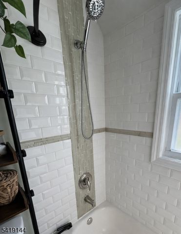 34 Eisenhower, Spotswood Boro, NJ 08884