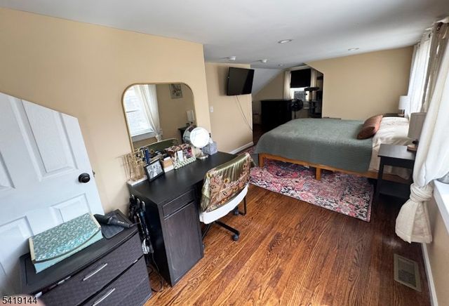 34 Eisenhower, Spotswood Boro, NJ 08884