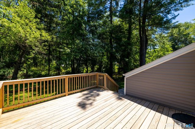 124 Grove Street, Windsor, CT 06095