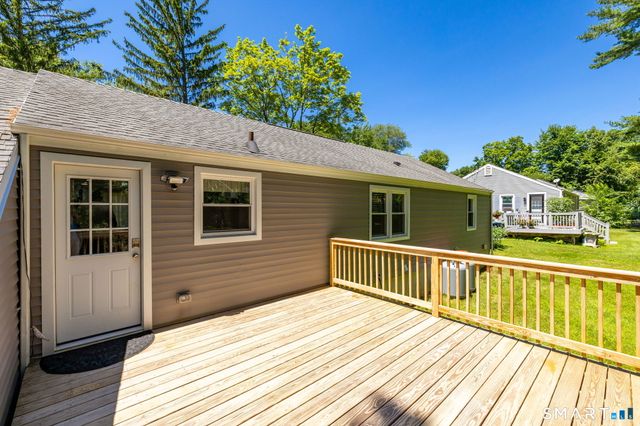 124 Grove Street, Windsor, CT 06095
