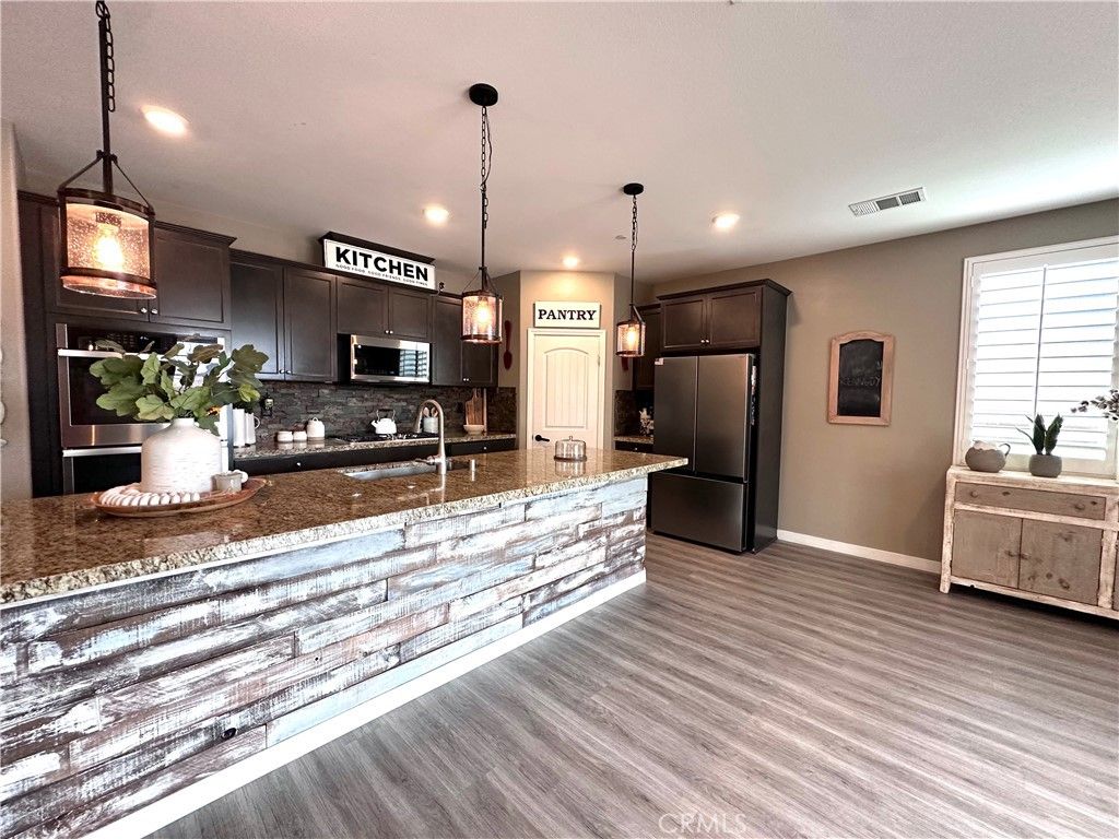 27541 Arches Drive, Menifee, CA 92585 — photo 4