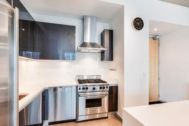 600 N FAIRBANKS Court 2803, Chicago, IL 60611