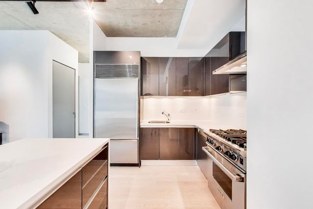 600 N FAIRBANKS Court 2803, Chicago, IL 60611