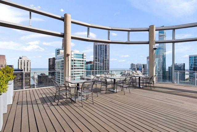 600 N FAIRBANKS Court 2803, Chicago, IL 60611