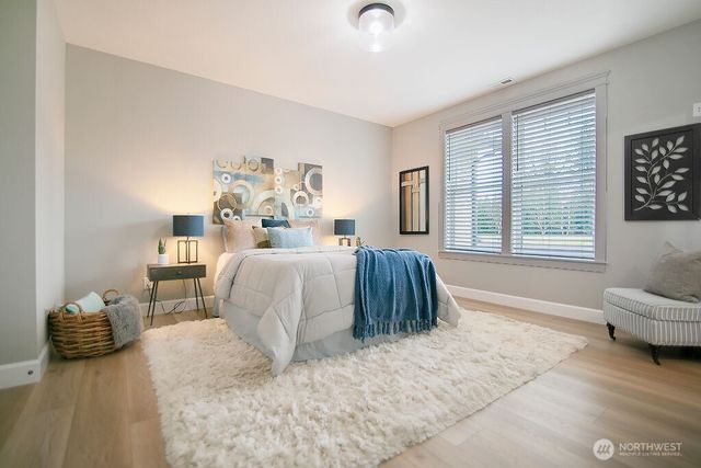 302 Waters Road, Castle Rock, WA 98611