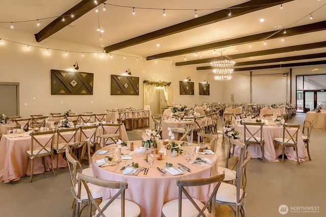 302 Waters Road, Castle Rock, WA 98611