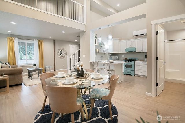 302 Waters Road, Castle Rock, WA 98611