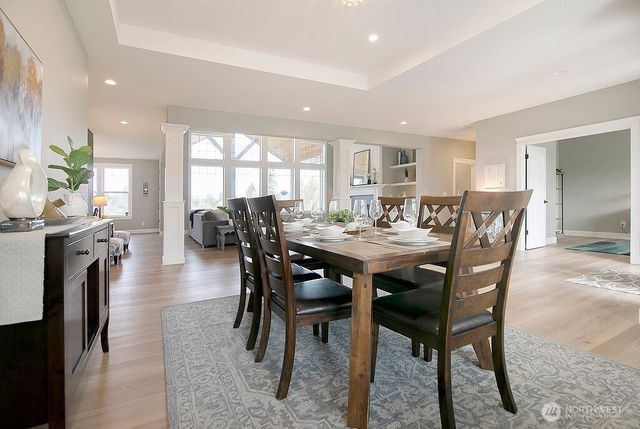 302 Waters Road, Castle Rock, WA 98611