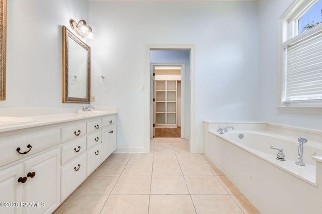 2528 Lakewood Drive, Opelousas, LA 70570