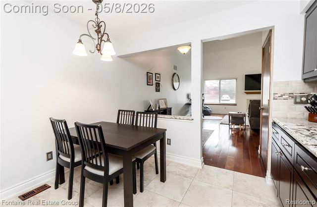 37468 N Laurel Park Drive, Livonia, MI 48152