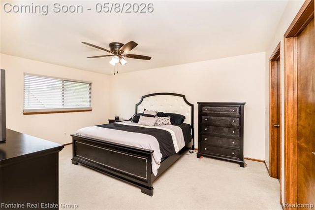 37468 N Laurel Park Drive, Livonia, MI 48152