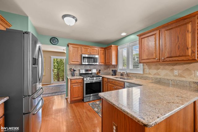 40134 Riverbend Drive, Sterling Heights, MI 48310