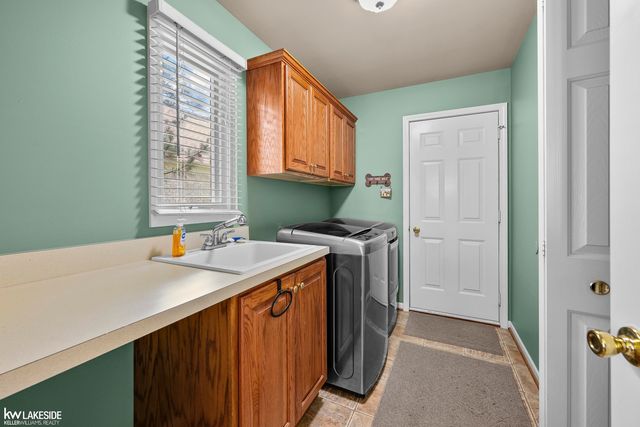 40134 Riverbend Drive, Sterling Heights, MI 48310