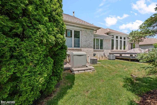 40134 Riverbend Drive, Sterling Heights, MI 48310