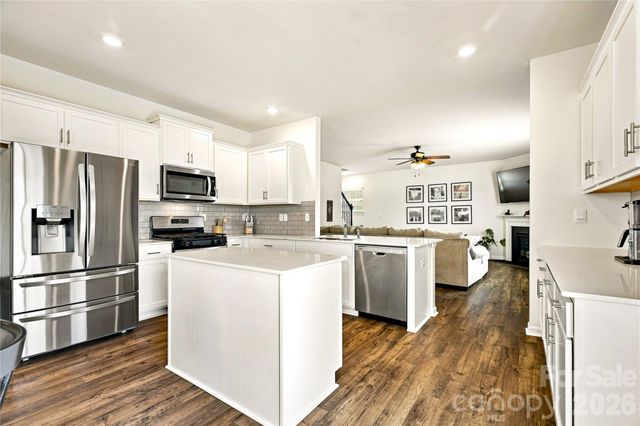 108 Giant Oak Avenue, Statesville, NC 28677
