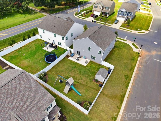 108 Giant Oak Avenue, Statesville, NC 28677