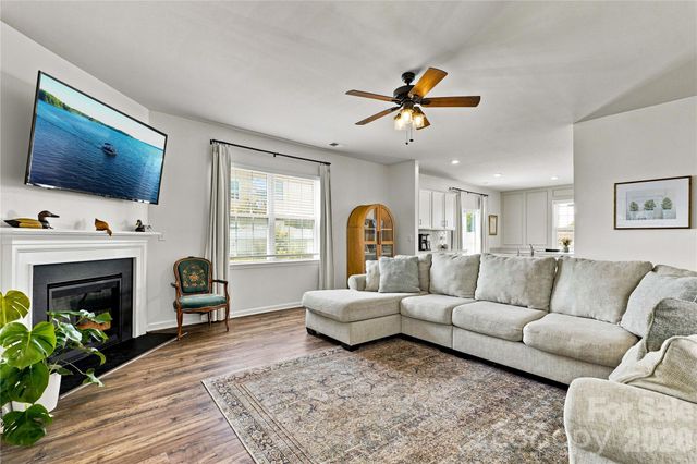 108 Giant Oak Avenue, Statesville, NC 28677