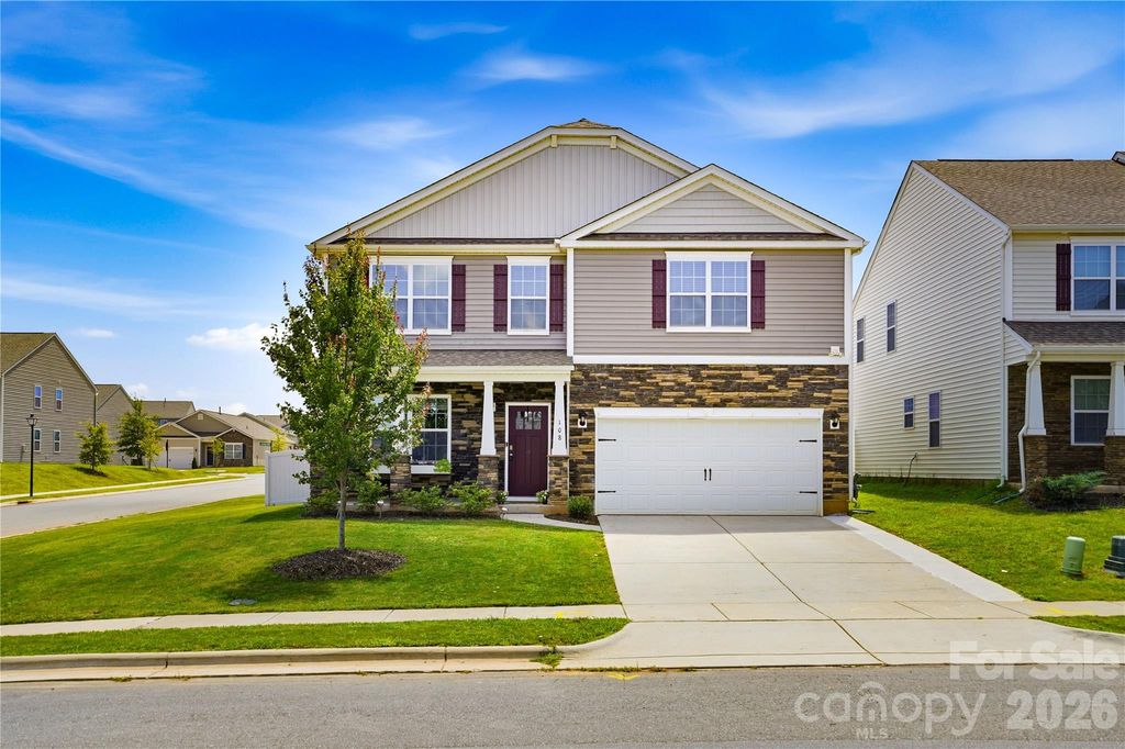 108 Giant Oak Avenue, Statesville, NC 28677