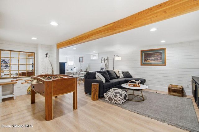 704 E Wallace AVE, Coeur D'alene, ID 83814