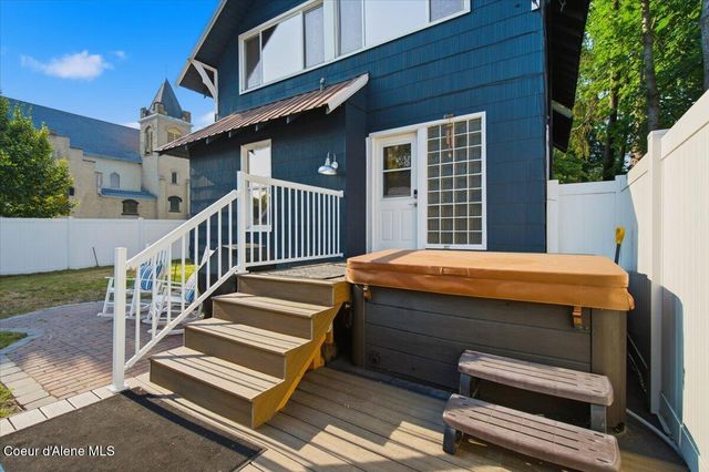 704 E Wallace AVE, Coeur D'alene, ID 83814