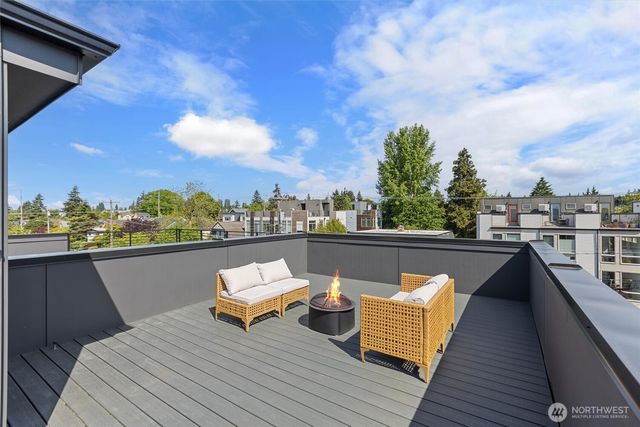 813 NW 63rd Street, Seattle, WA 98107