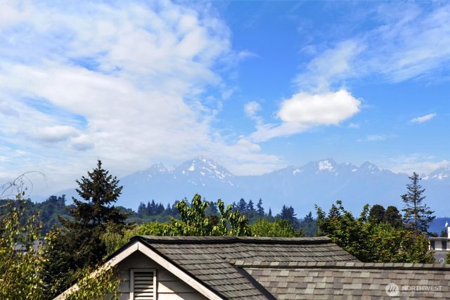 813 NW 63rd Street, Seattle, WA 98107
