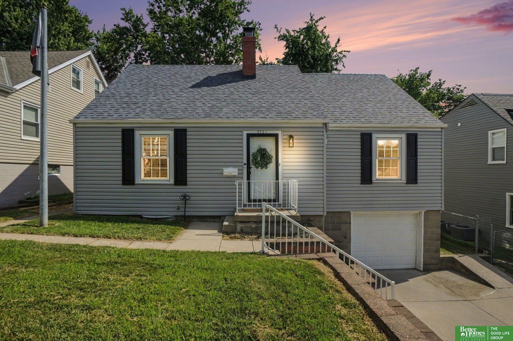 5221 Mason Street, Omaha, NE 68106