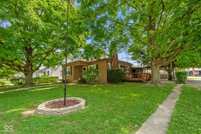 203 N 13th Avenue, Beech Grove, IN 46107