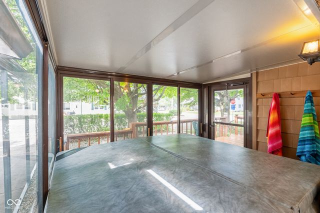 203 N 13th Avenue, Beech Grove, IN 46107