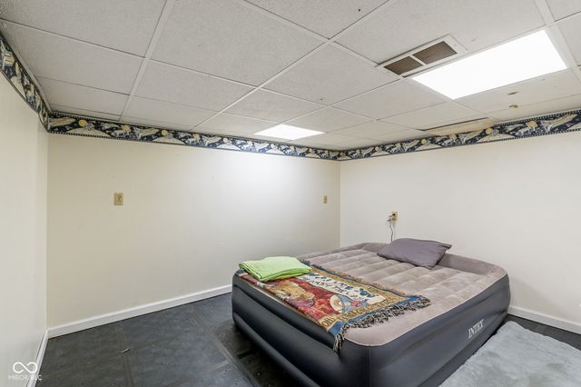 203 N 13th Avenue, Beech Grove, IN 46107