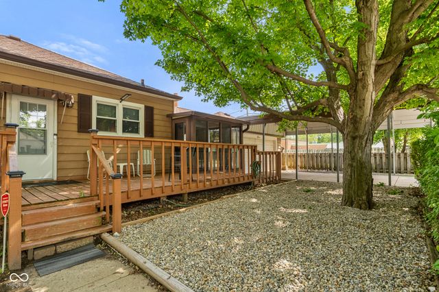 203 N 13th Avenue, Beech Grove, IN 46107