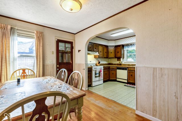 203 N 13th Avenue, Beech Grove, IN 46107