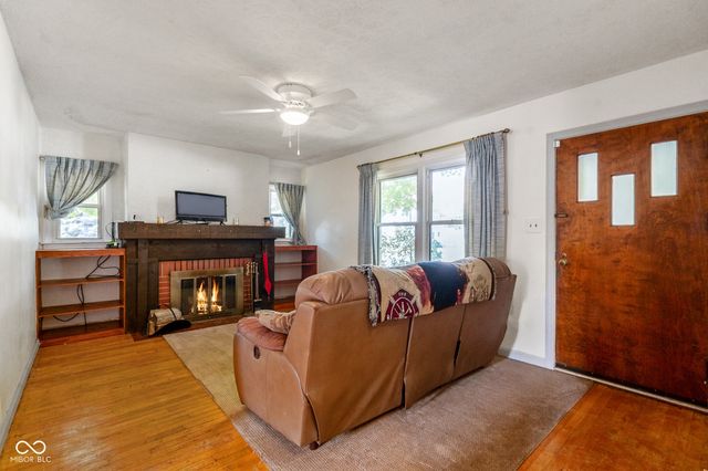 203 N 13th Avenue, Beech Grove, IN 46107