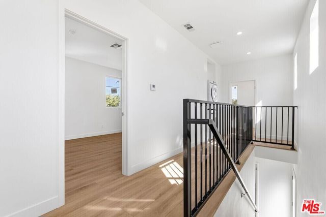 1955 Bonsallo Avenue, Los Angeles, CA 90007