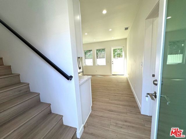 1955 Bonsallo Avenue, Los Angeles, CA 90007