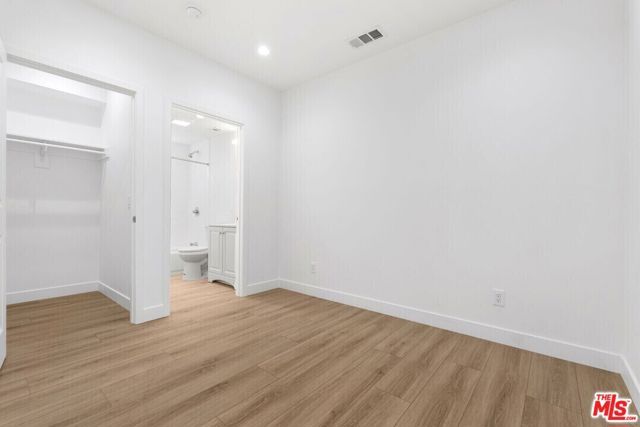 1955 Bonsallo Avenue, Los Angeles, CA 90007