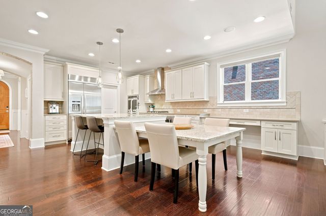 3457 Brookleigh Lane NE, Brookhaven, GA 30319