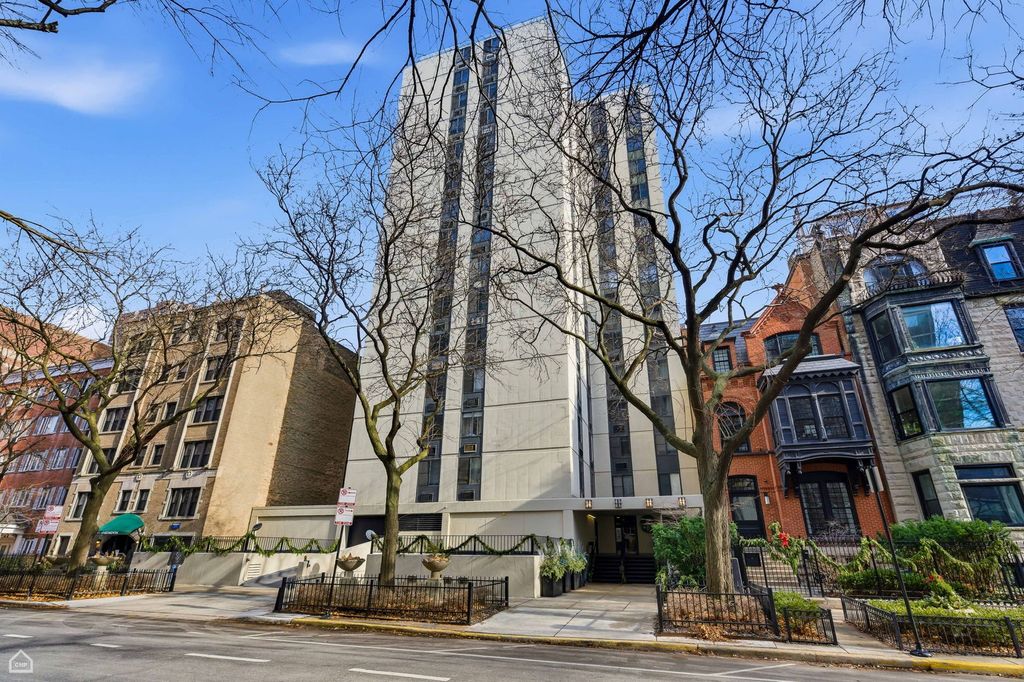 1339 N Dearborn Street 15C, Chicago, IL 60610