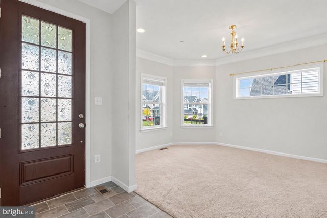 2754 HILLFIELD DR, Frederick, MD 21702
