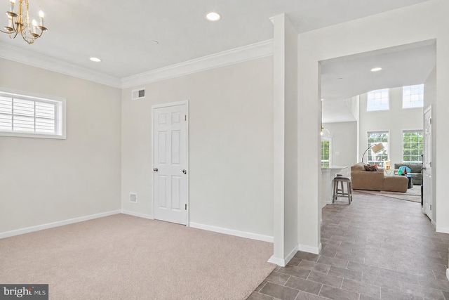 2754 HILLFIELD DR, Frederick, MD 21702