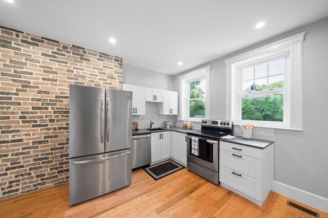 4 Marconi Lane, Marion, MA 02738