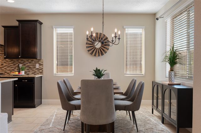 5411 Grays Peak Trail NE, Rio Rancho, NM 87144