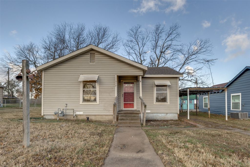 512 Branch Street, Howe, TX 75459