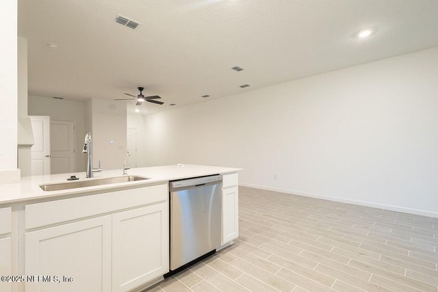 2181 WINDWARD CAY Lane, Middleburg, FL 32068