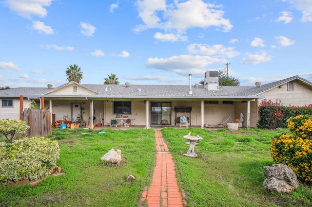 3997 Lucas Ln, Valley Springs, CA 95252