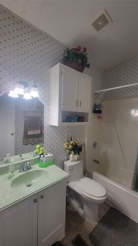 17822 Shaw Circle, Conroe, TX 77302