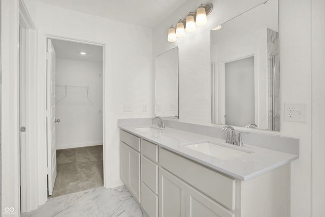 5879 Farwell Avenue, Plainfield, IN 46168