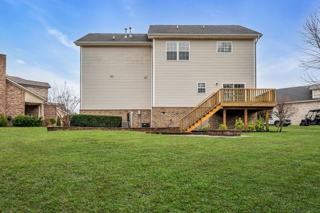 818 W Sagewood Dr, Gallatin, TN 37066