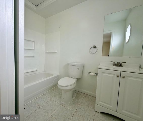 3048 HICKORY GROVE CT, Fairfax, VA 22031