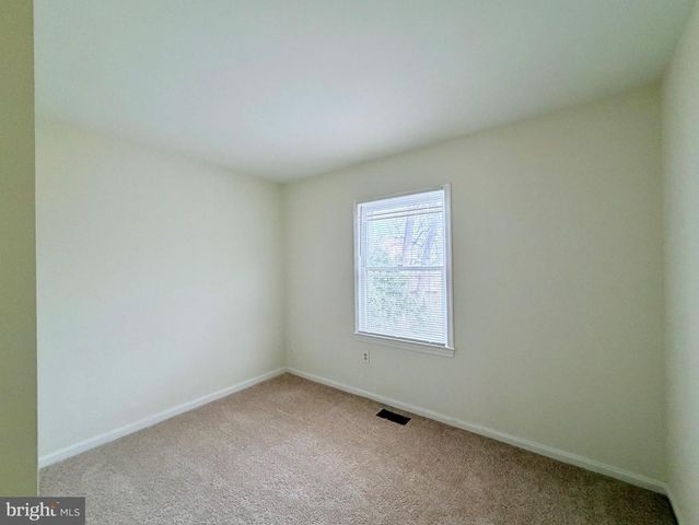 3048 HICKORY GROVE CT, Fairfax, VA 22031